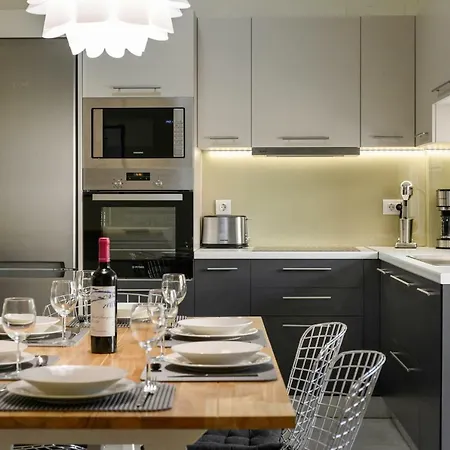 Lejlighed I Chania På 110 M². Soveværelser: 3. Private Badeværelser: 2. Chania (Crete)
