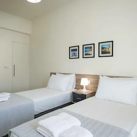 Lejlighed I Chania På 110 M². Soveværelser: 3. Private Badeværelser: 2. *